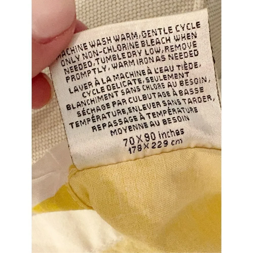 Williams and Sonoma Bunny Tablecloth Spring Easter 70 x 90